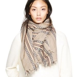 Wilfred (Aritzia) Striped Blanket Scarf